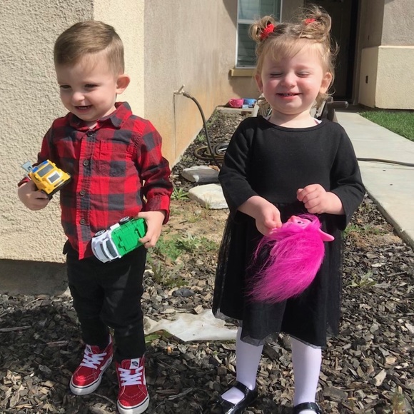 Free Gifts With Every Purchase! - Picture 4 of 12